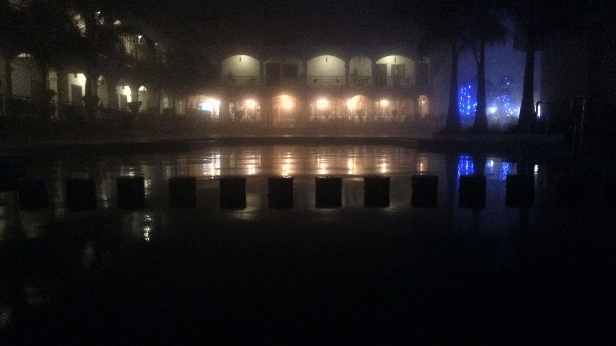 Kumararraja Palace Йелагири Екстериор снимка